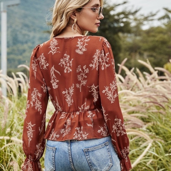 boho v neck front tie babydoll floral print top - Picture 2 of 4